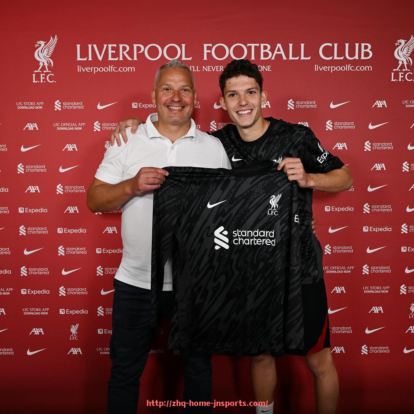 江南综合体育-意甲中游球队有哪些?实力与排名动态分析